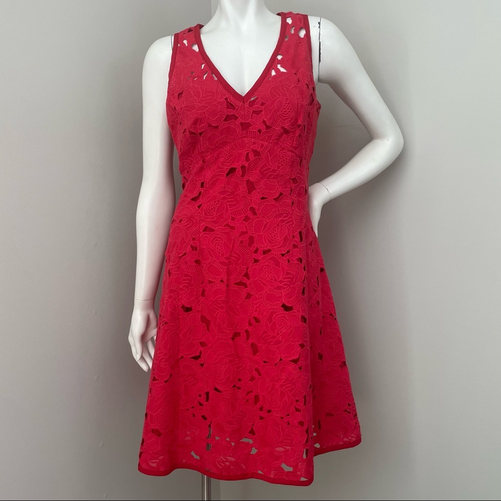 NANETTE LEPORE Red Lace Appliqué A-Line Fit & Flare V-Neck Dress